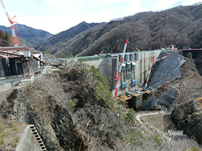 八ッ場ダム管理棟