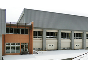 嬬恋西部小屋体プールJ